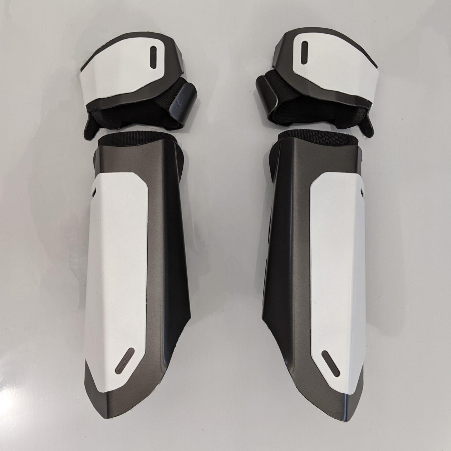 V3.5 Metal Gauntlets - Martial Arts Grade