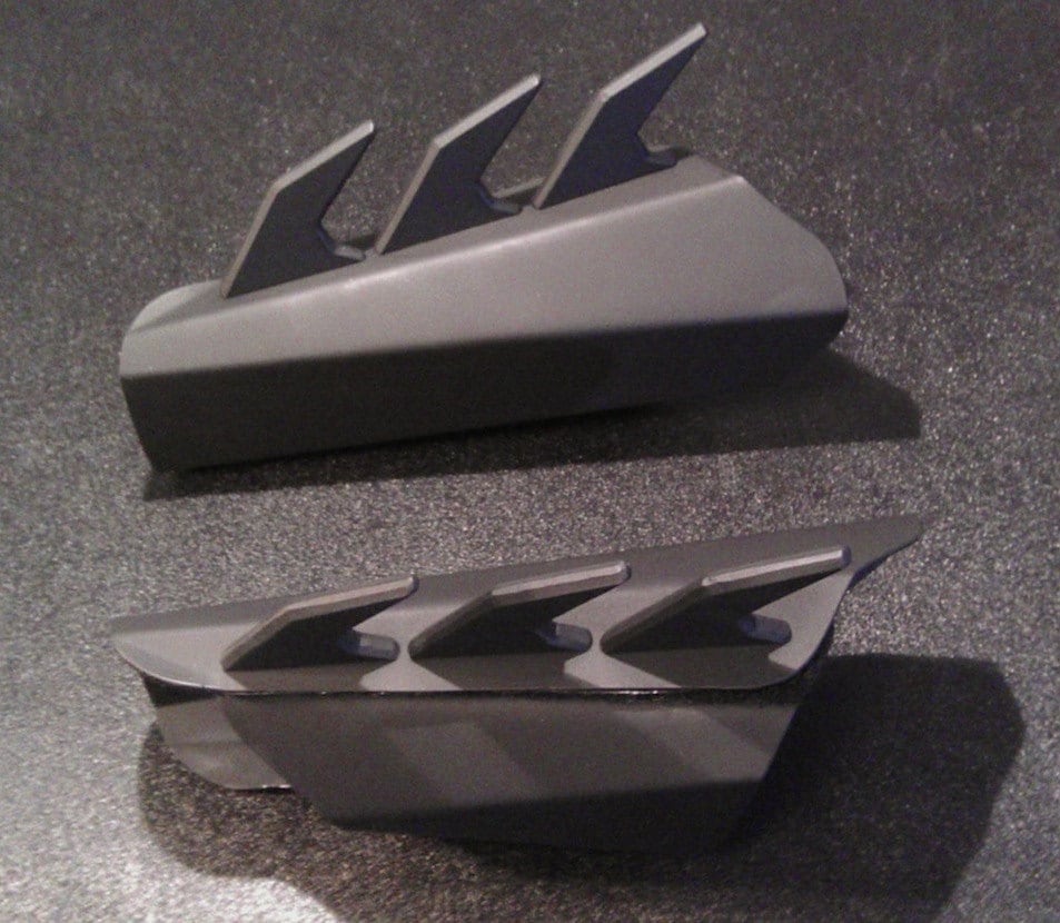 V1.0 Metal Gauntlets With Fins