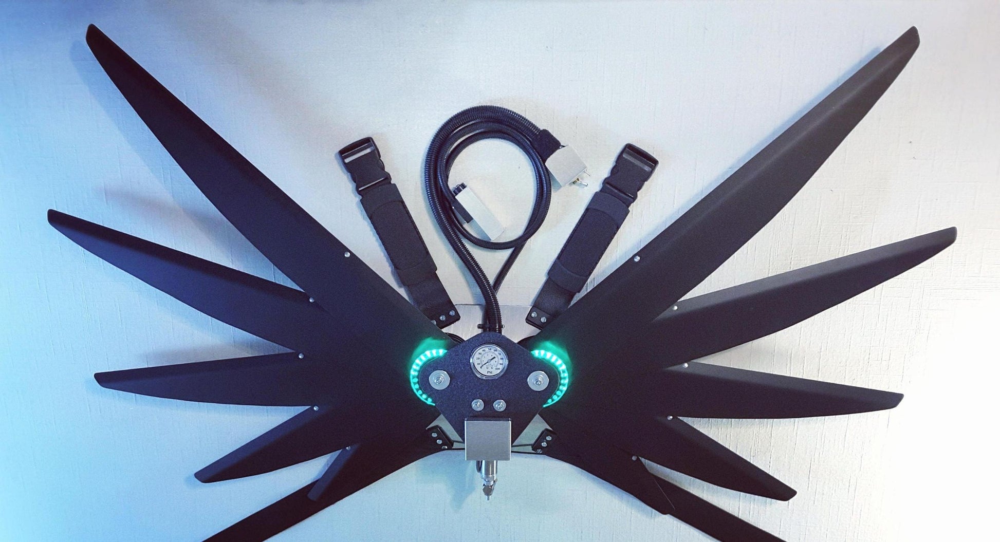 Metal CO2 powered mechanical wings fan out style