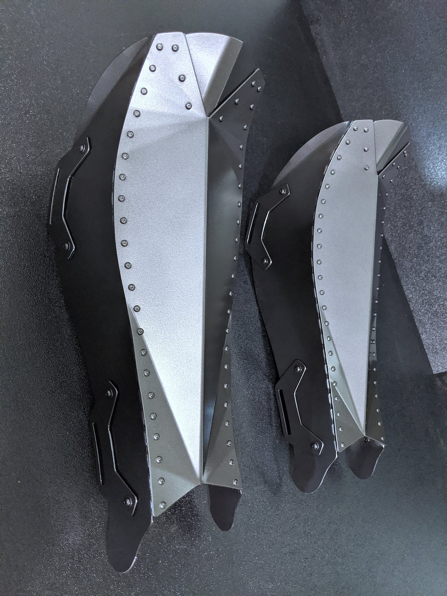 V1.0 Metal Armor Greaves